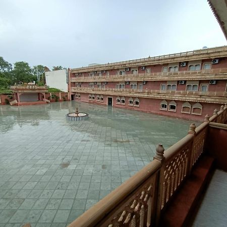 Hotel Rajwada Palace Орчха Экстерьер фото