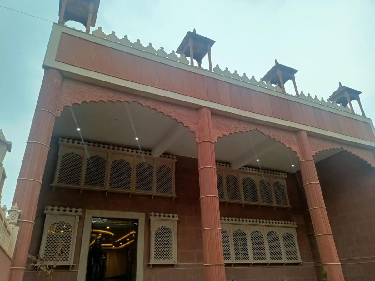 Hotel Rajwada Palace Орчха Экстерьер фото